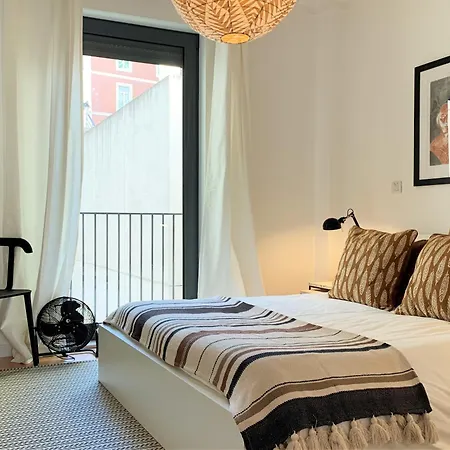 Mm2 Dowtown Baixa-rossio With Castle View And Free Parking Lägenhet