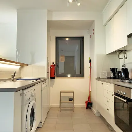 Mm2 Dowtown Baixa-rossio With Castle View And Free Parking Lisboa