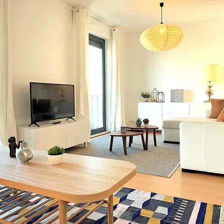 Daire Mm2 Dowtown Baixa-rossio With Castle View And Free Parking *